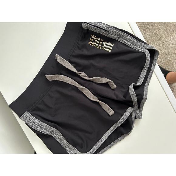 Justice Active Girl Shorts *Size 6/7* - Picture 1 of 4